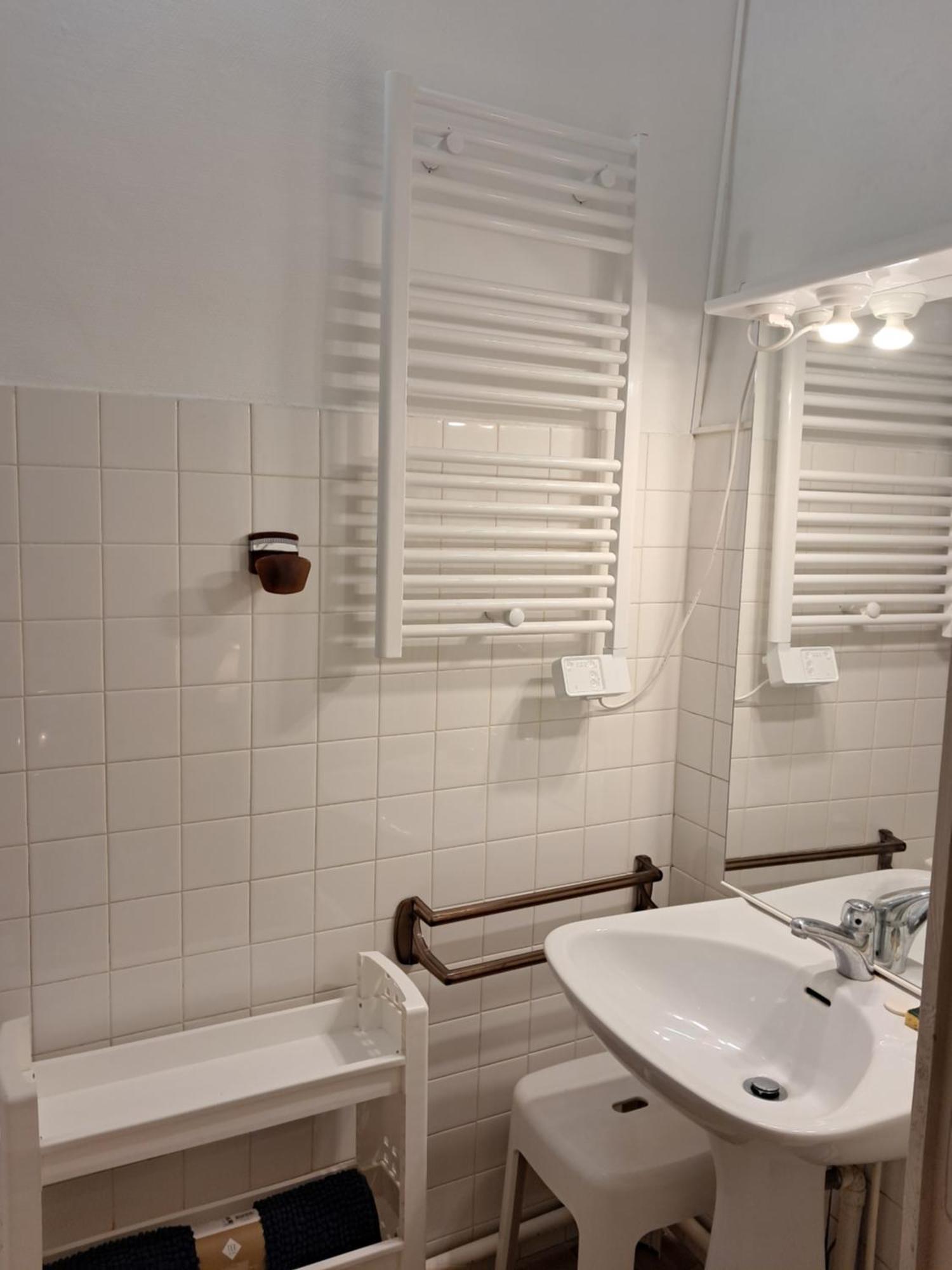 Joli T2 Bagneres De Bigorre Centre Apartment Luaran gambar